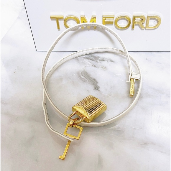 Authentic Tom Ford Patent Ivory & Gold Padlock Anklet / Ankle Bracelet - Picture 4 of 11